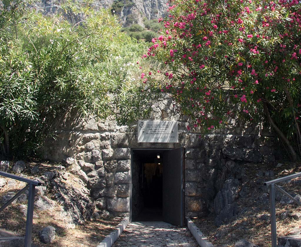 vivilemuse ingresso grotta delle meraviglie